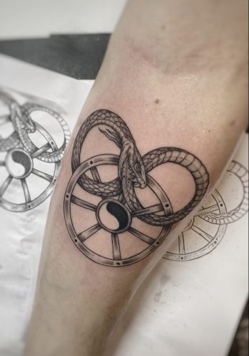 one pice tatoo
