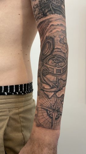Kompass tatto disain