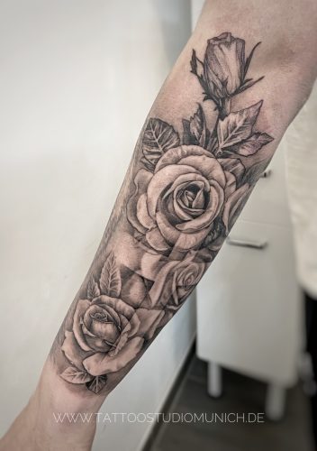 tattoo rose unterarm